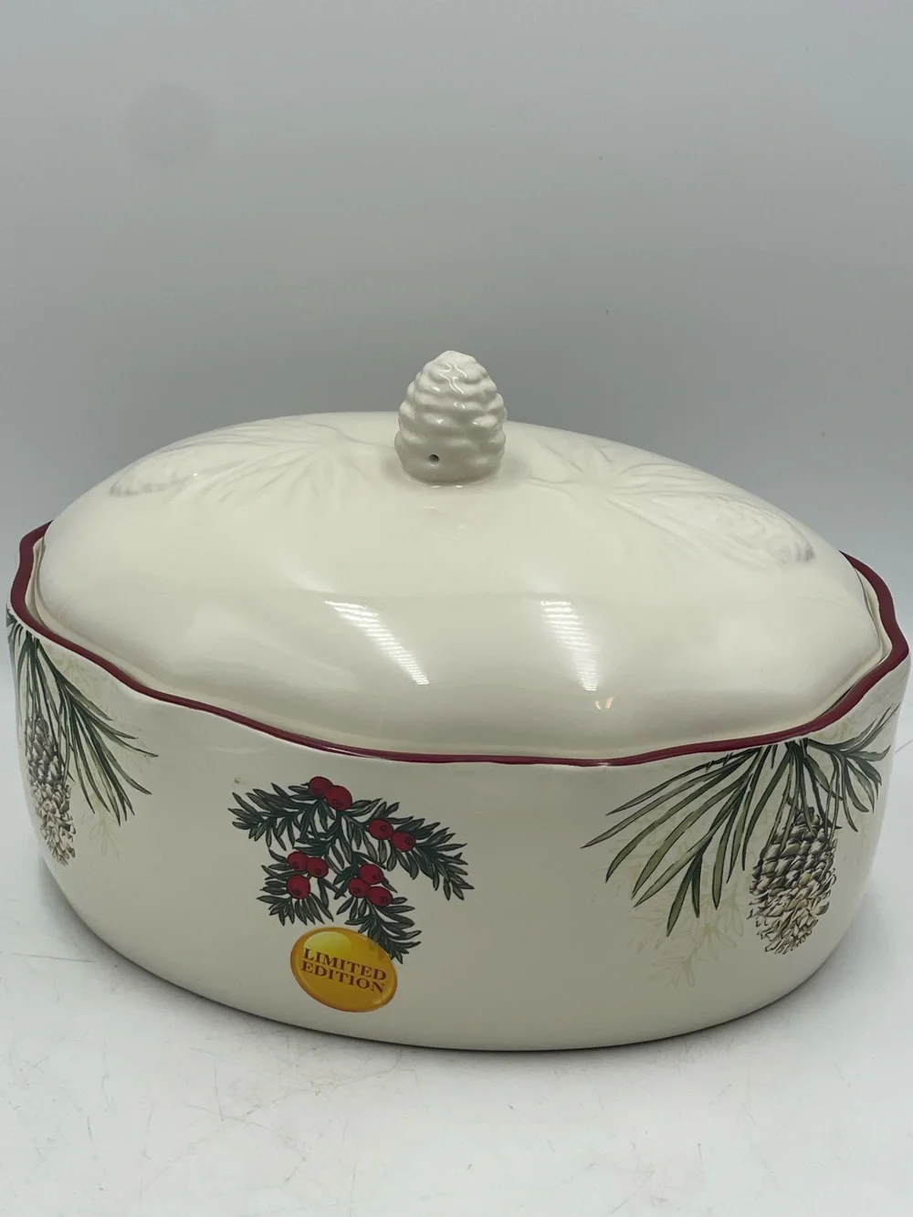 Better Homes & Gardens “Heritage Collection” Limited Edition Pinecone Casserole